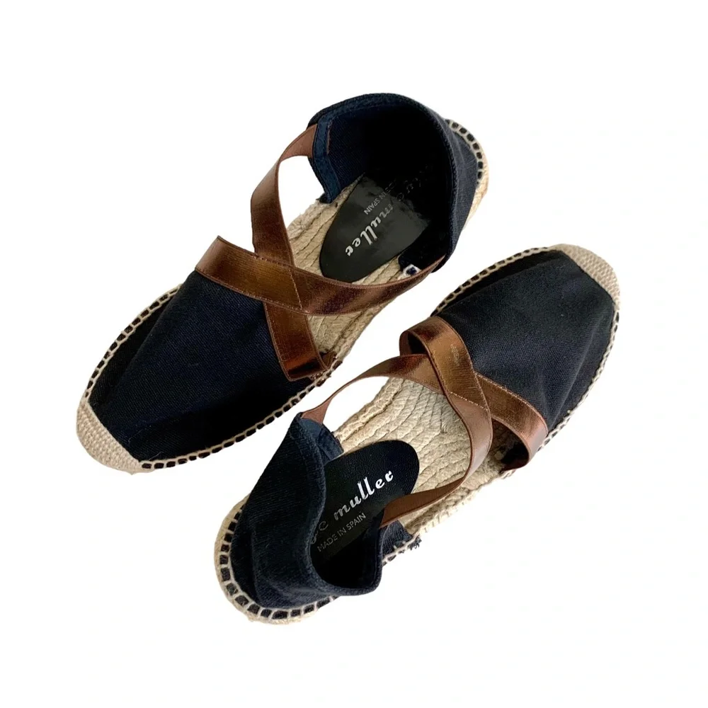 Bettye‎ Muller Espadrilles flats, Black, tan and Bronze slip-on, size 38 or US 7